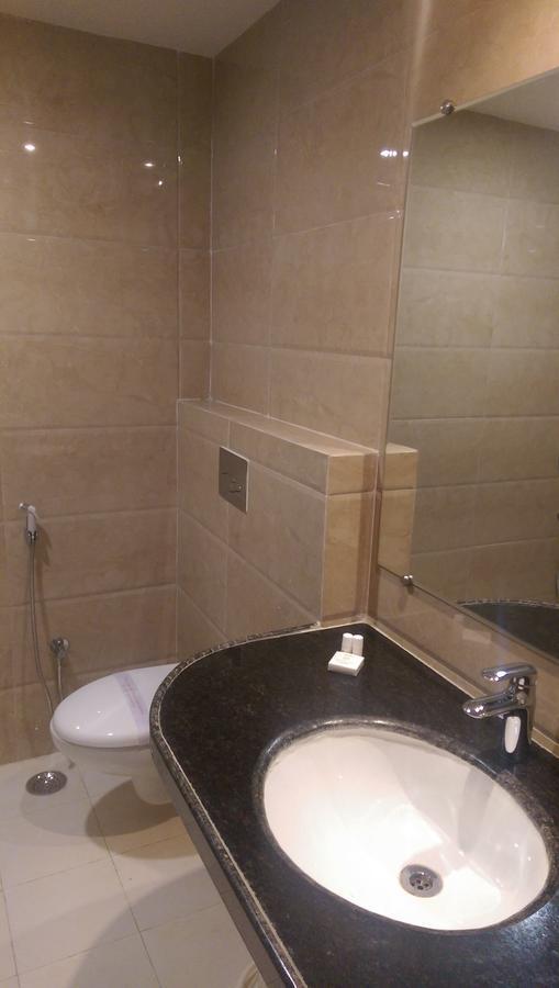 The Premier Hotel Кота Экстерьер фото